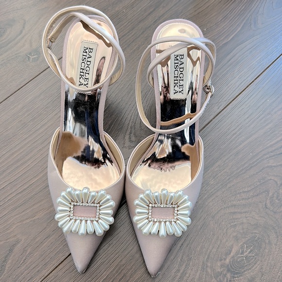 Badgeley Mischka Pointed Toe Stiletto - size 37 - Picture 3 of 5